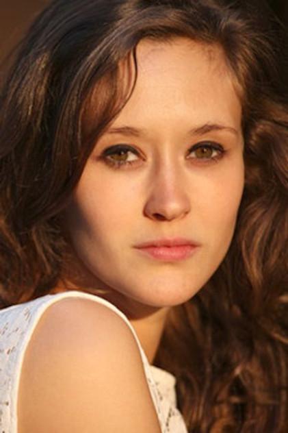 Constance Rousseau - Actor Profile Photo