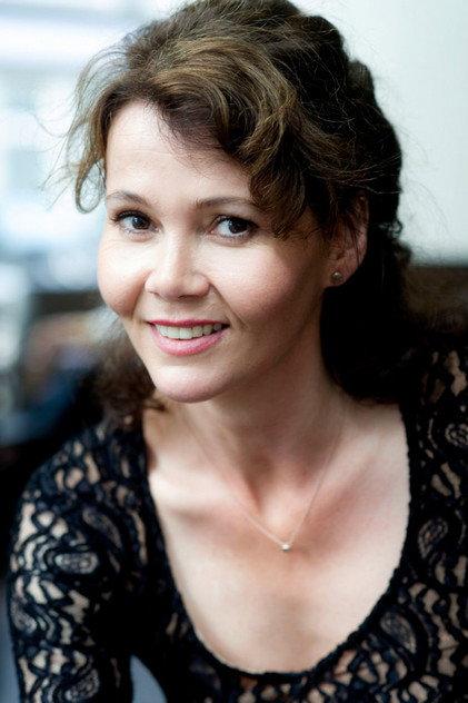 Nicole Fonberg - Actor Profile Photo