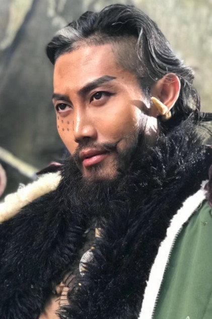 Tong Hu - Actor Profile Photo