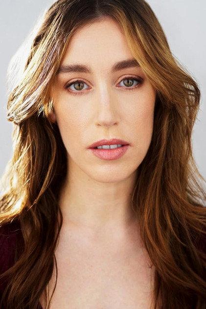 Zoe Zien - Actor Profile Photo