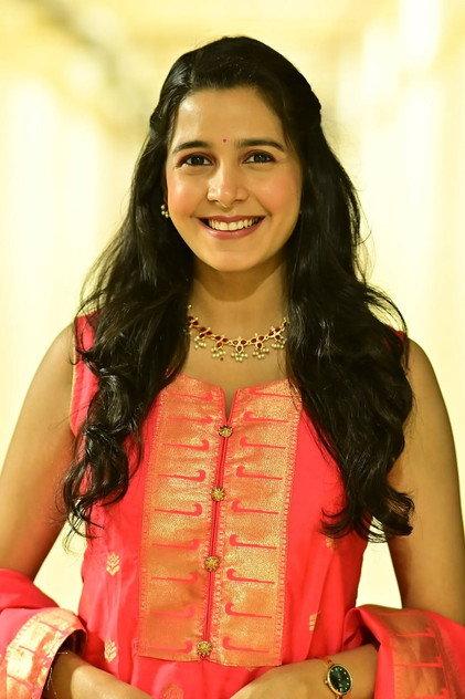 Jui Bhagwat - Actor Profile Photo