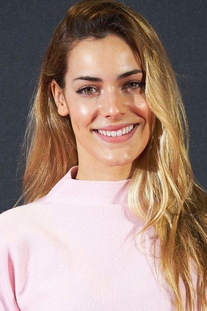 Alejandra Onieva - Actor Profile Photo