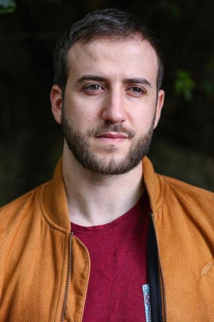 Simone Guarany - Actor Profile Photo
