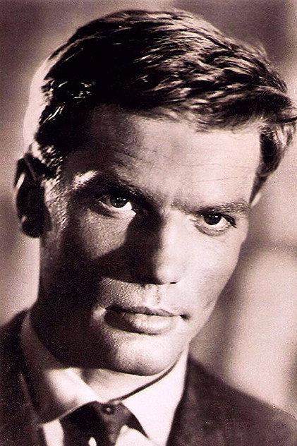 Stefan Lisewski - Actor Profile Photo