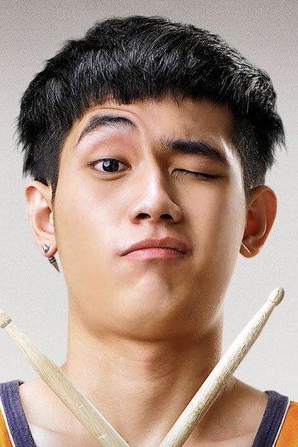 Thawat Pornrattanaprasert - Actor Profile Photo