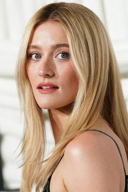 Sarah Pidgeon - Actor Profile Photo