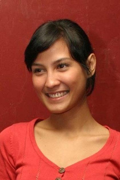 Dinna Olivia - Actor Profile Photo