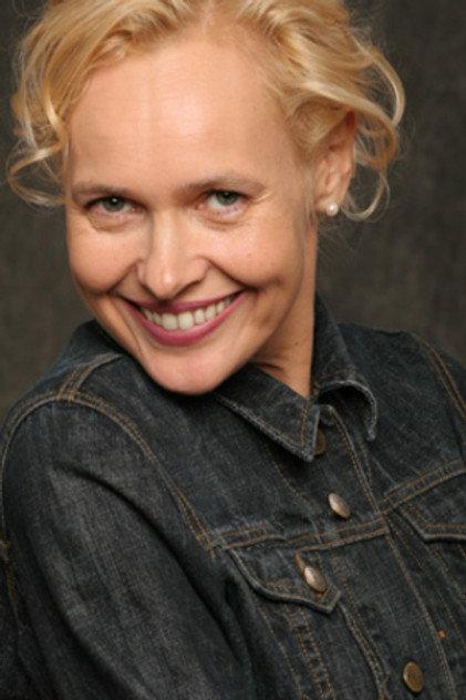 Mona Glass - Actor Profile Photo