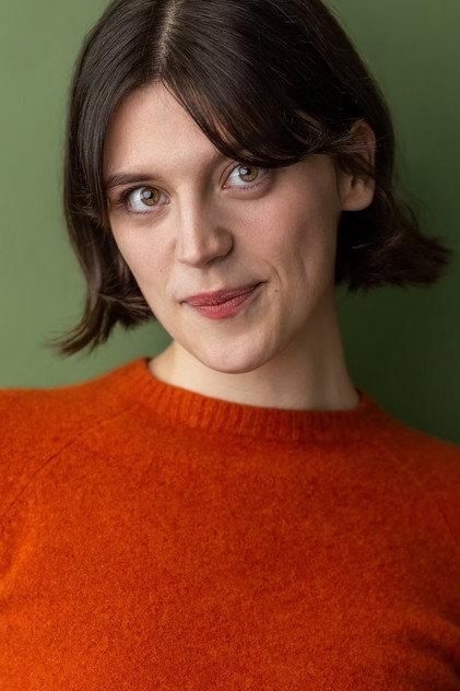 Julia Daigh - Actor Profile Photo