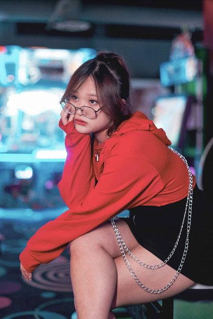 Envee Lin Alice - Actor Profile Photo