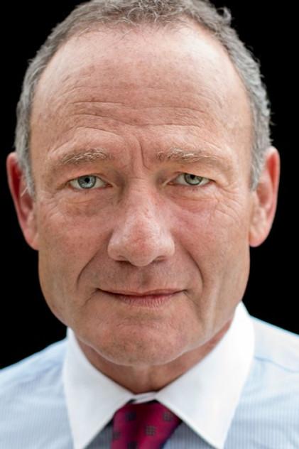 Simon Prast - Actor Profile Photo
