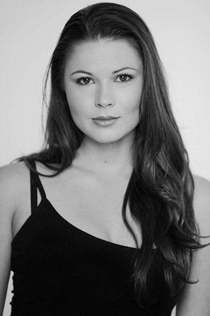 Sarah Munn - Actor Profile Photo
