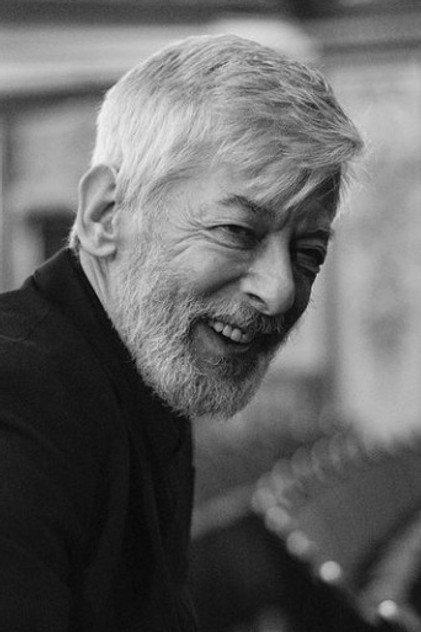 Simon Lee - Actor Profile Photo