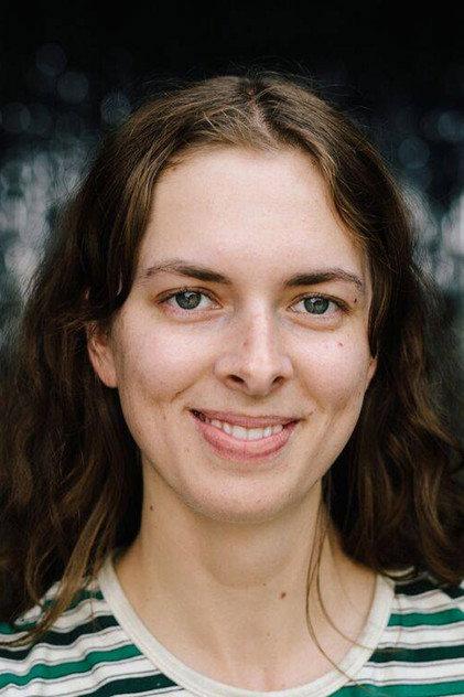 Thea Lambrechts - Actor Profile Photo