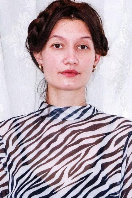 Violet Overn - Actor Profile Photo