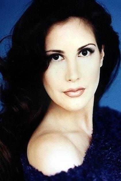 Gabriella Hall - Actor Profile Photo
