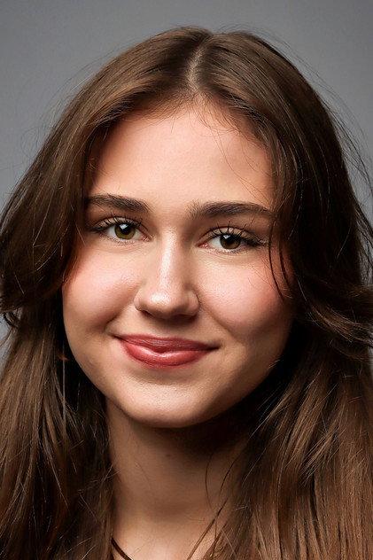 Maja Tothammer-Hruza - Actor Profile Photo
