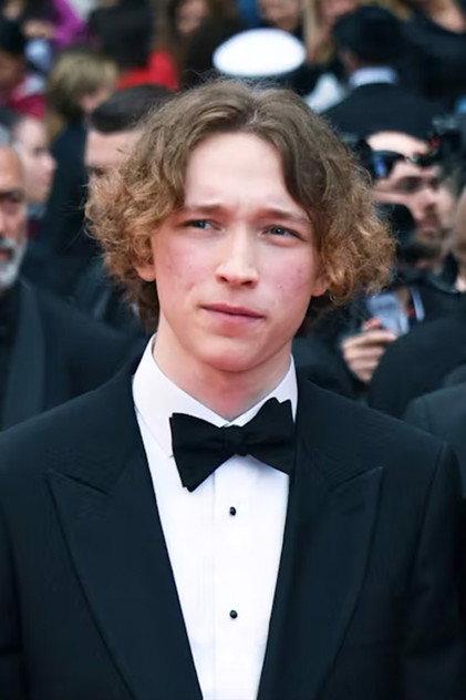 Dashiell Upton - Actor Profile Photo