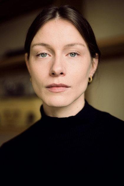 Louise Greggory - Actor Profile Photo