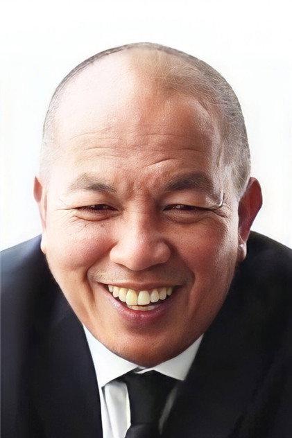 Akom Preedakul - Actor Profile Photo