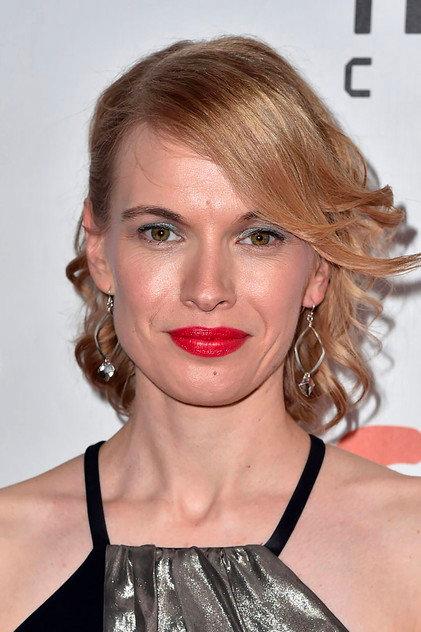 Christine Horne - Actor Profile Photo