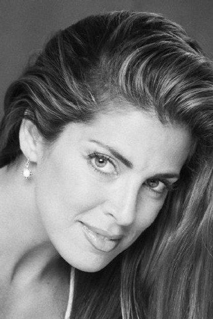 Elizabeth Giordano - Actor Profile Photo