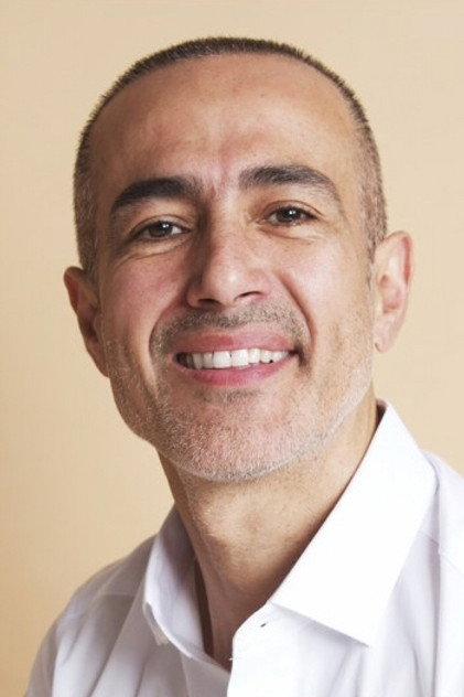 César Caillet - Actor Profile Photo