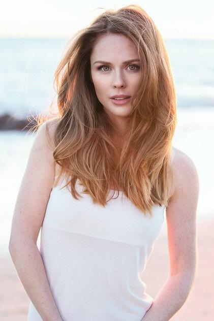 Jennifer Klekas - Actor Profile Photo