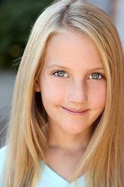 Sarah Bazler - Actor Profile Photo
