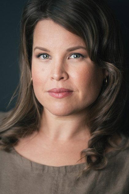 Lindsay Gibson - Actor Profile Photo