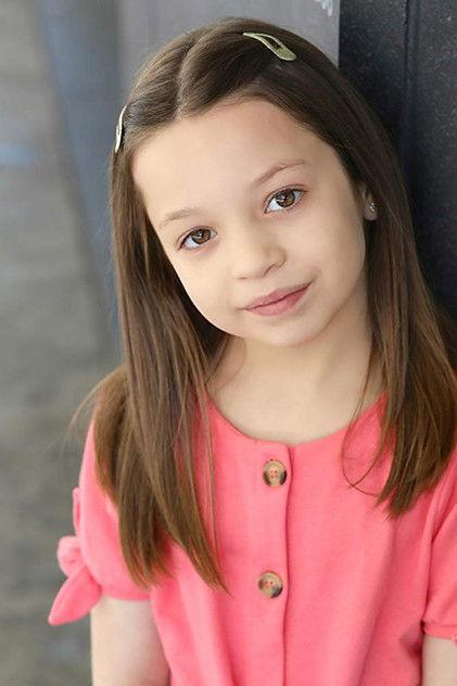 Dalya Knapp - Actor Profile Photo