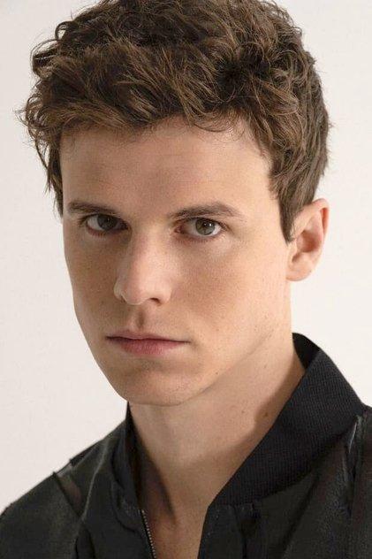 Ruairí O'Connor - Actor Profile Photo