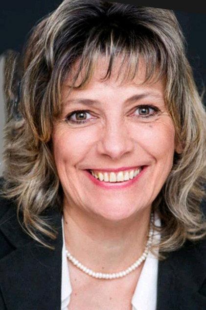 Marina Skell - Actor Profile Photo