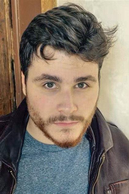 Léo-Paul Salmain - Actor Profile Photo