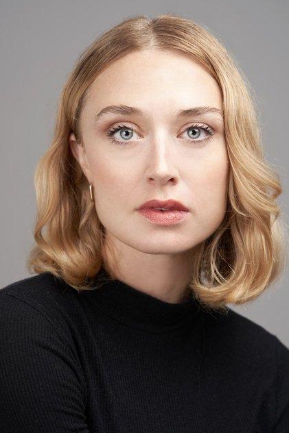 Tess Degenstein - Actor Profile Photo