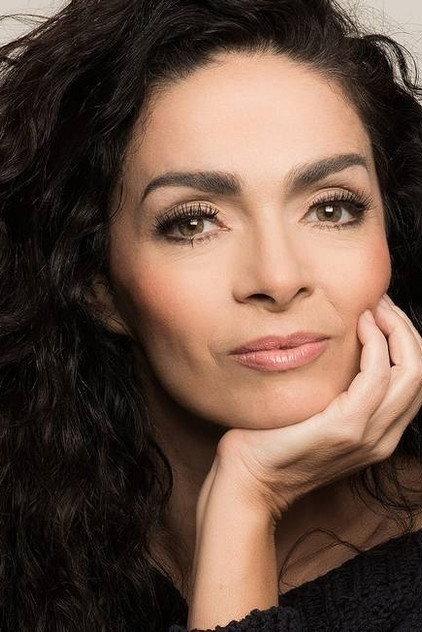 Claudia Ohana - Actor Profile Photo