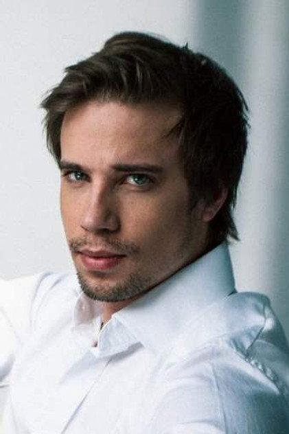 Aleksandr Vedmenskiy - Actor Profile Photo