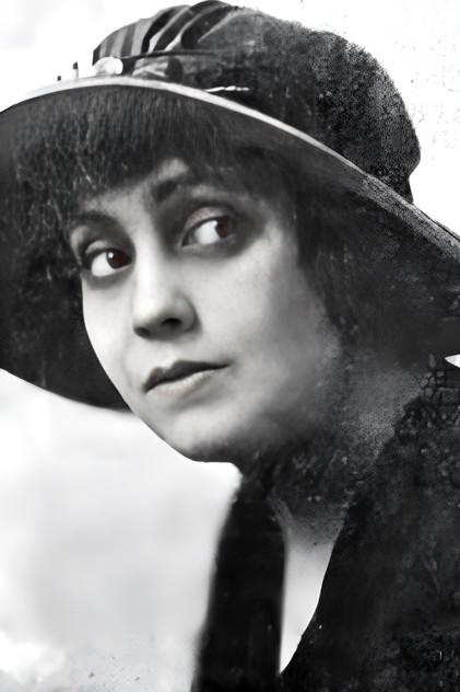 Mildred Manning - Actor Profile Photo