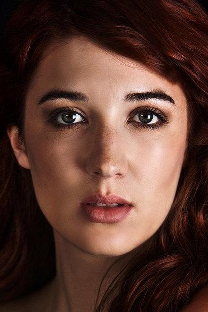 Amy Louise Wilson - Actor Profile Photo