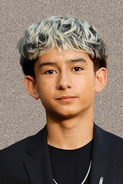 Elias Janssen - Actor Profile Photo