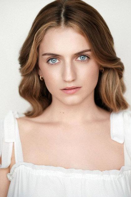 Jenna Burgess - Actor Profile Photo