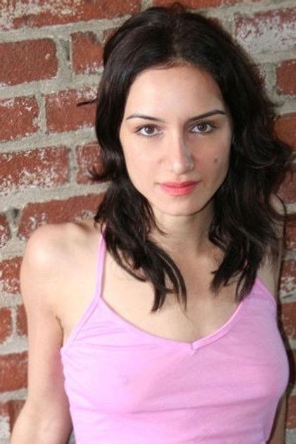 Nina Kaze - Actor Profile Photo