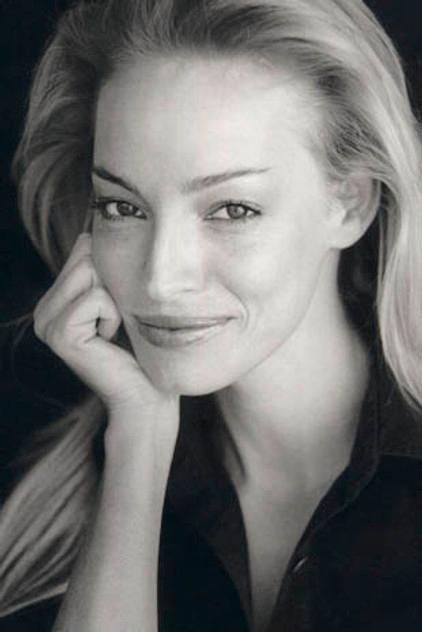 Genevieve Maylam - Actor Profile Photo