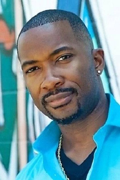 Tee Reel - Actor Profile Photo
