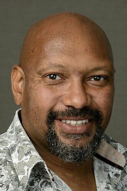 Dennis Stander - Actor Profile Photo