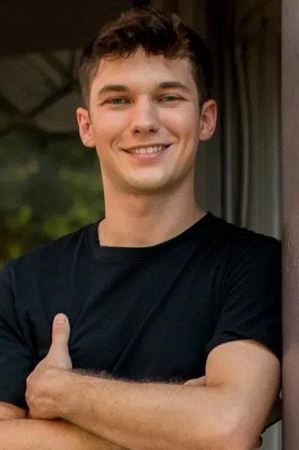 Art Bezrukavenko - Actor Profile Photo