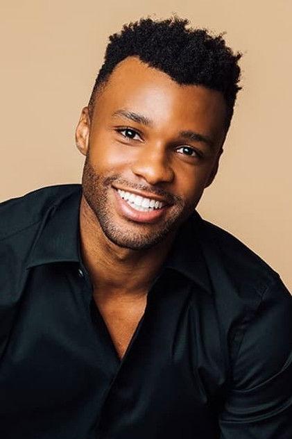 Dyllón Burnside - Actor Profile Photo