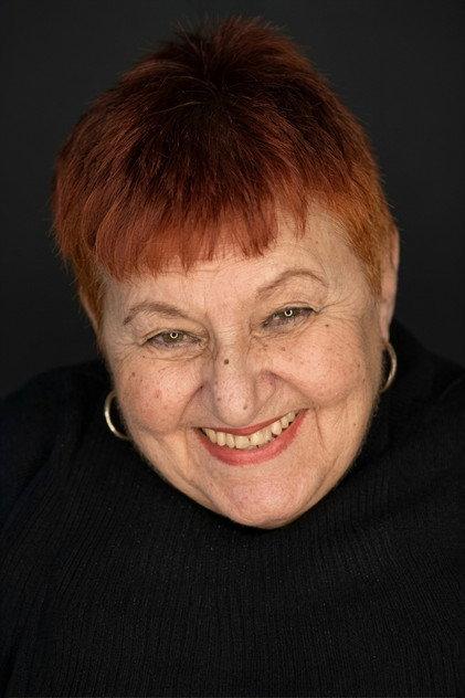Suna Pekuysal - Actor Profile Photo