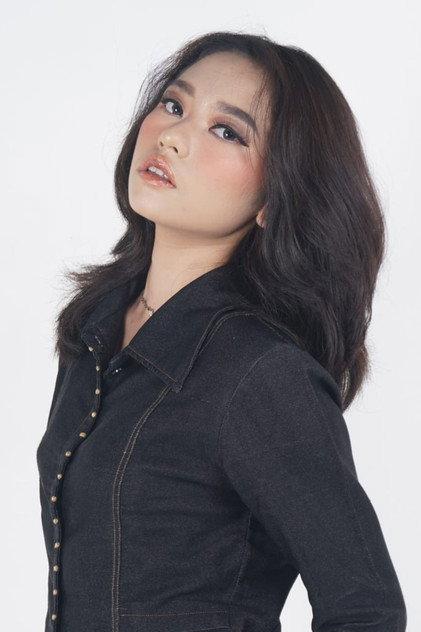 Fadya Nathania - Actor Profile Photo