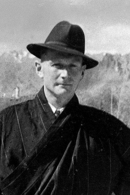 Heinrich Harrer - Actor Profile Photo